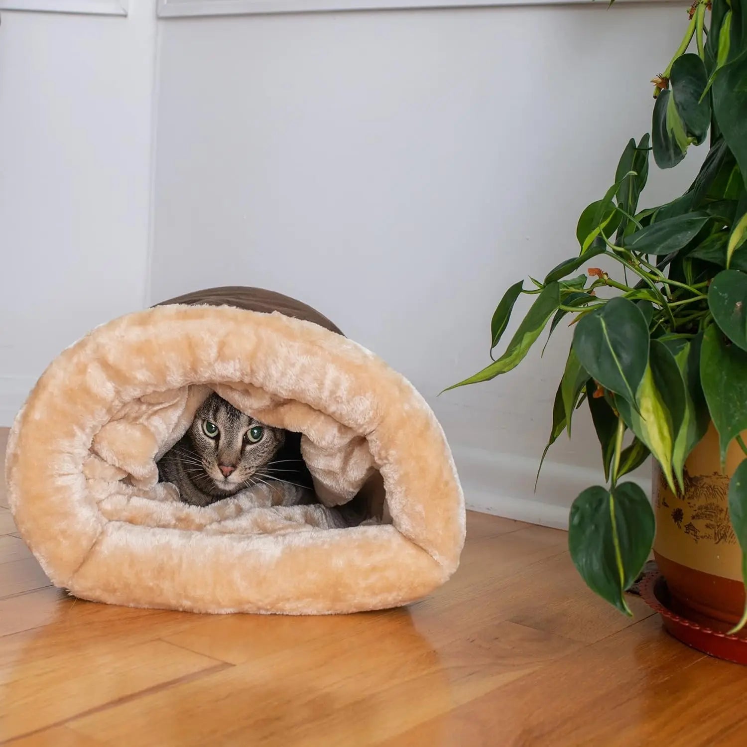 Autumn and Winter Cat Sleeping Bag Semi-Enclosed Cat Nest Warm Small and Medium-Sized Pet Nest Can Be Disassembled and Washed